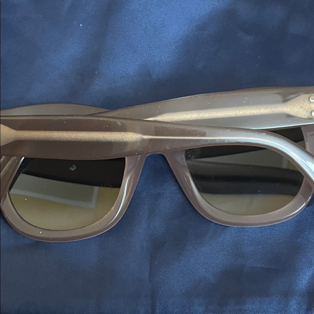 Sunglasses. CELINE & DOLCE GABBANA. - Picture 11 of 15